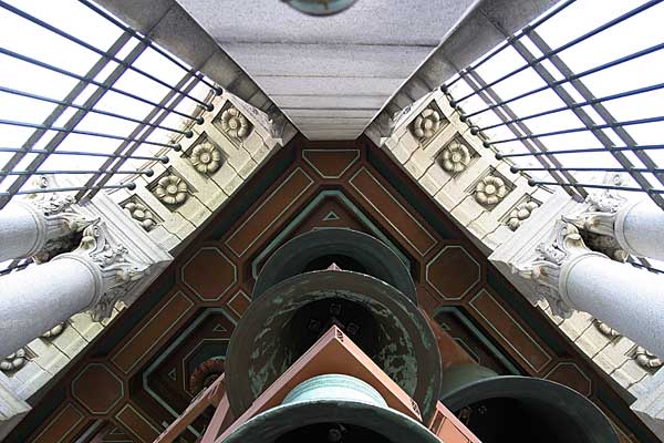 University of California, Berkeley | Canon 10D, EF 17-40 4.0, 17mm, f 4.0, 1/30s, ISO 100