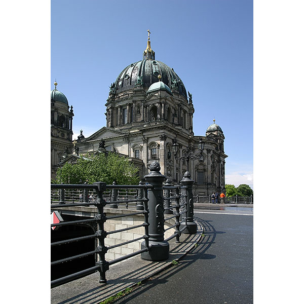 Berlin | Canon 10D, EF 17-40 4.0, 17mm, f 4.4, 1/1500s, ISO 200