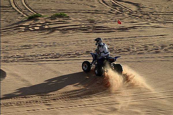 wheelspin | Canon 10D, EF 70-200 2.8, 200mm,  f 4.0, 1/4000s, ISO400