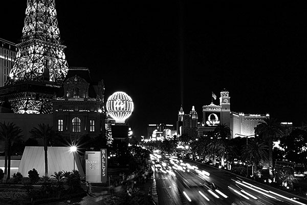 Ballys, Las Vegas | Canon 10D, EF 17-40 4.0, 26mm, f 22.0, 2s, ISO 800